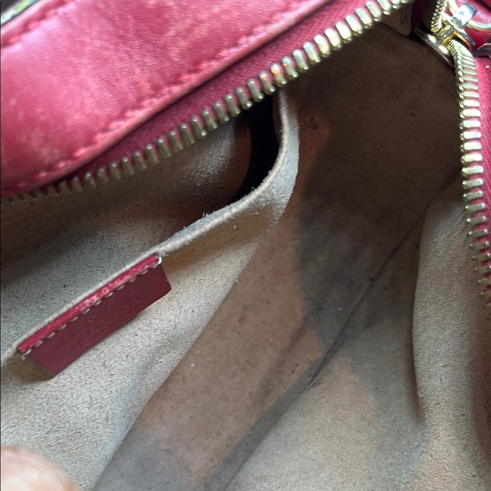 Gucci Blue and Gold Crossbody Bag with Iconic Design - Picture 5 of 17